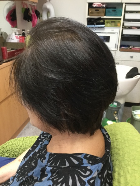 カット　集中育毛ケア　ヘアエステ　60代